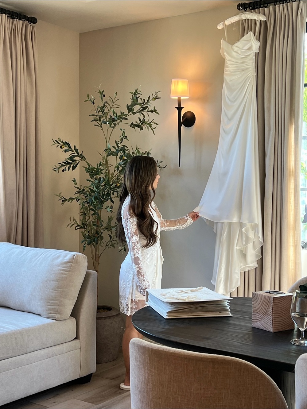 Le Rose Grace Pearl Beaded Bridal Robe